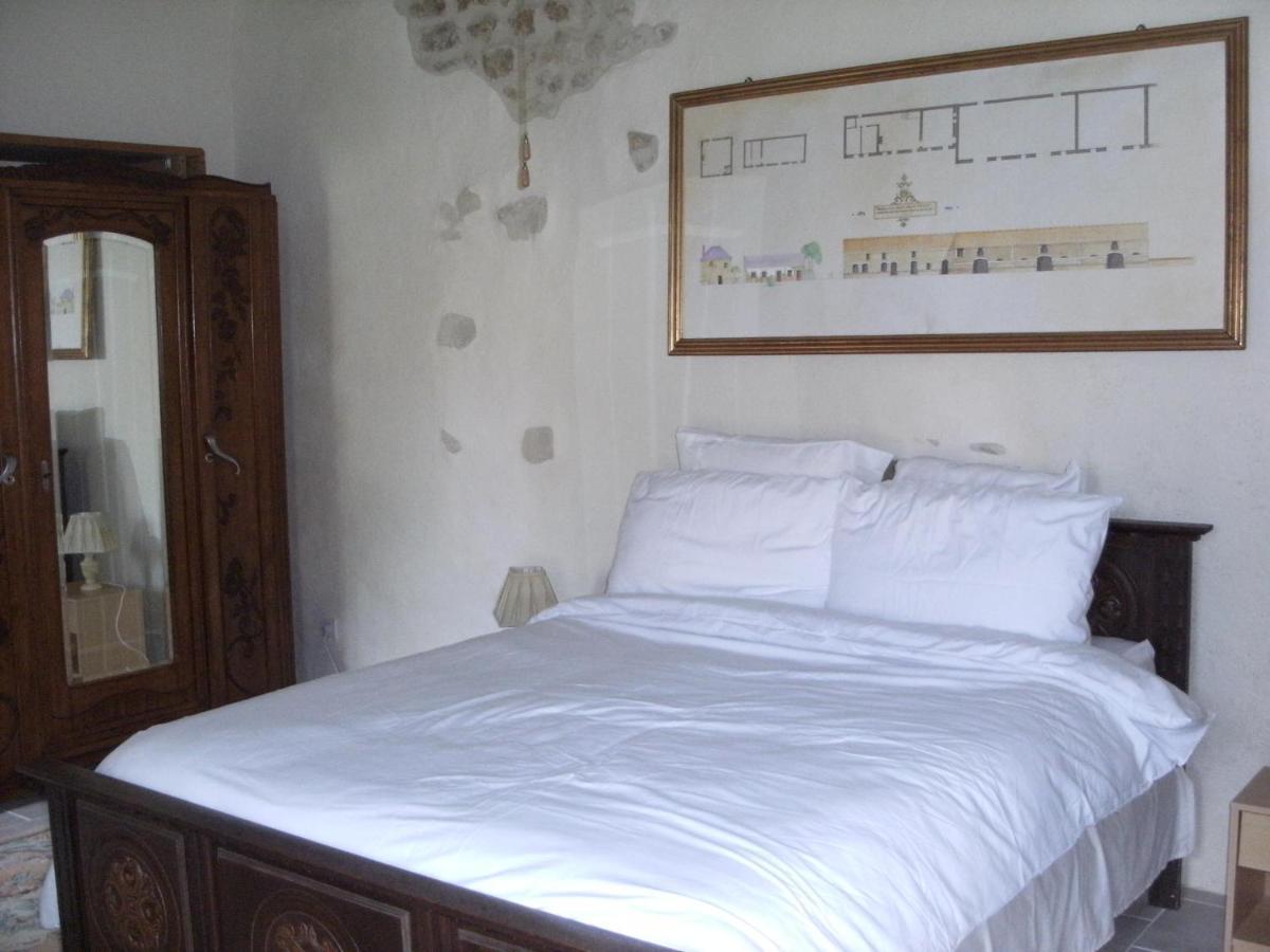 Gîte de l'Octroy Poitou Oiron Extérieur photo